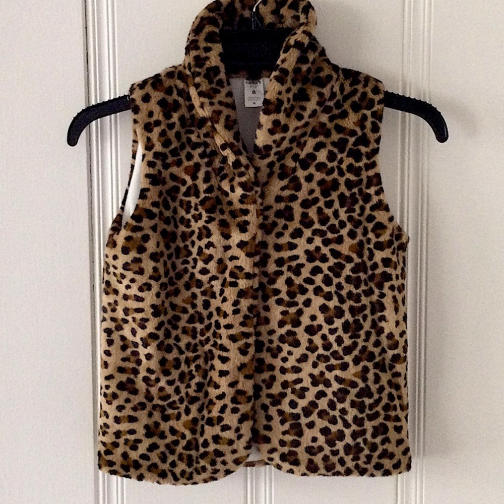 CARTERS KID FAUX LEOPARD VEST 💯